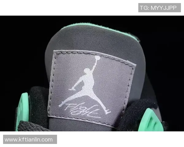 aj4足球明星的传奇之路与未来发展展望解析 aj4足球明星的传奇之路与未来发展展望解析