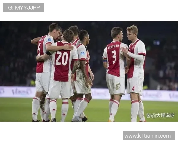 乌特勒支主场迎战埃因霍温双方争夺荷甲争冠关键战役